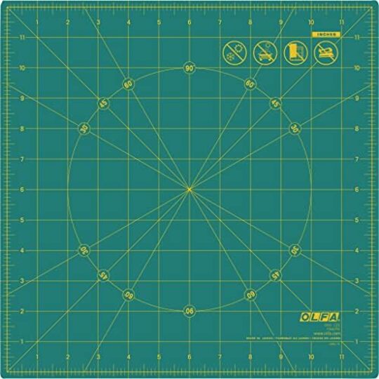 Self-Healing Rotating 12" Square Cutting Mat
