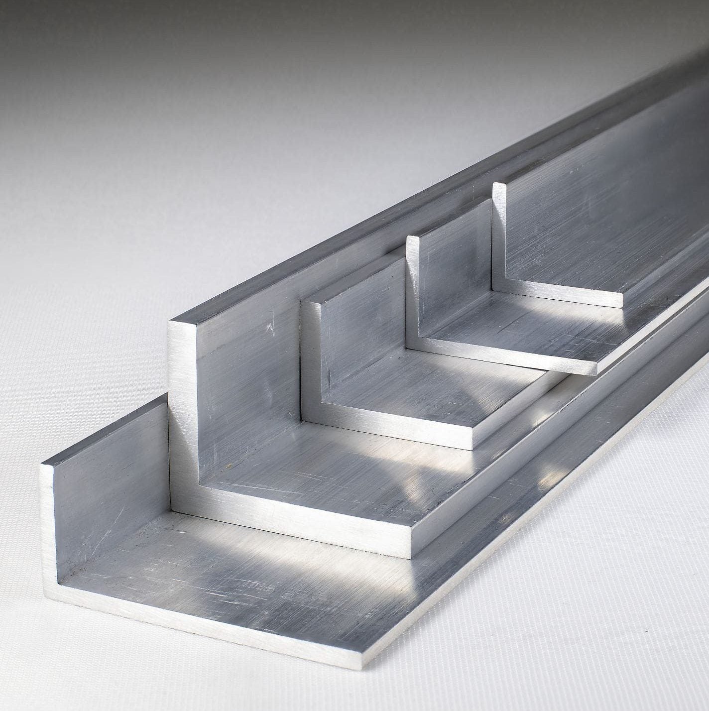 Aluminium Angle Une - 20MM X 15MM X 1.5MM X 2500MM