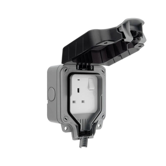Single Switched 13A Outdoor Socket