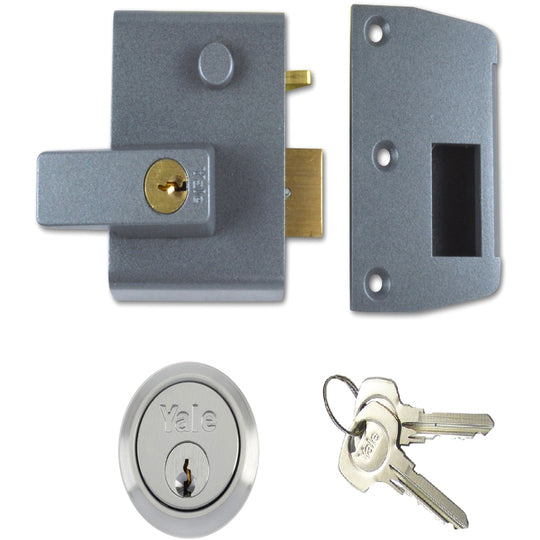 Auto Deadlocking Nightlatch 40MM